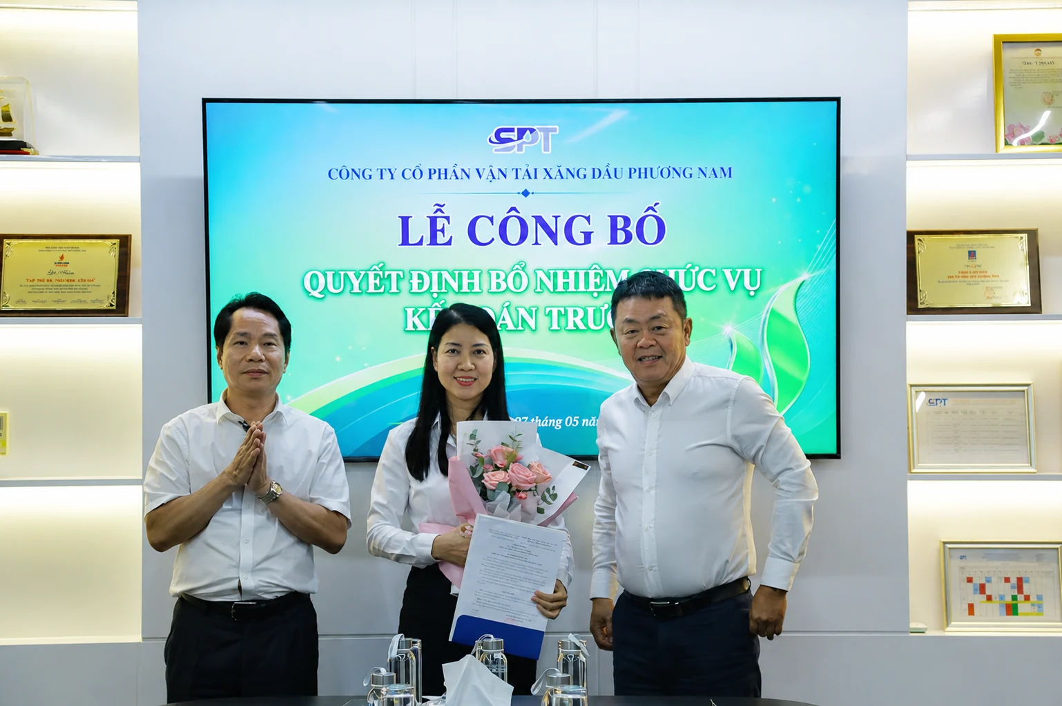 LỄ CÔNG BỐ QUYẾT ĐỊNH BỔ NHIỆM CHỨC VỤ KẾ TOÁN TRƯỞNG CÔNG TY PHƯƠNG NAM